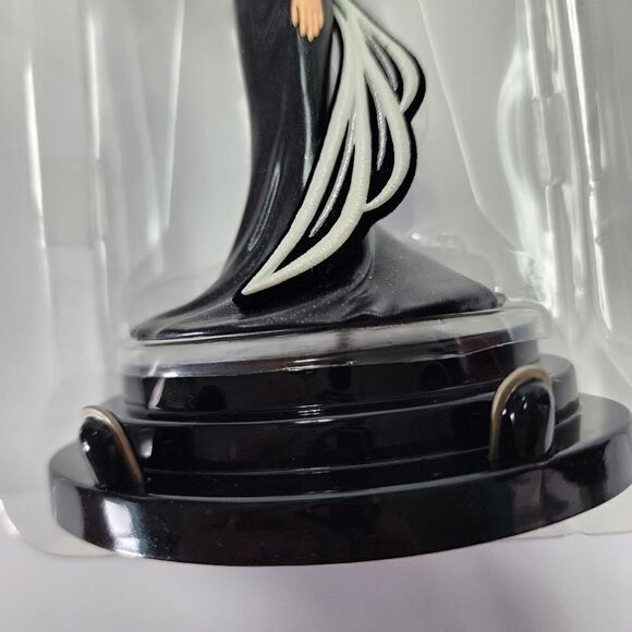 Hallmark Keepsake Christmas Ornament 45th Anniversary Barbie Ornament 2004 - Picture 6 of 8